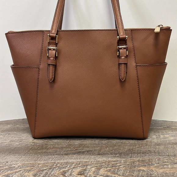 Michael Kors Charlotte Large Saffiano Leather Zip Top Tote - Picture 4 of 9